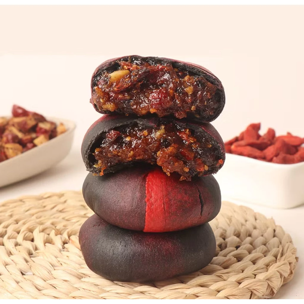 1 chiếc bánh táo đỏ gạo nứt không đường
