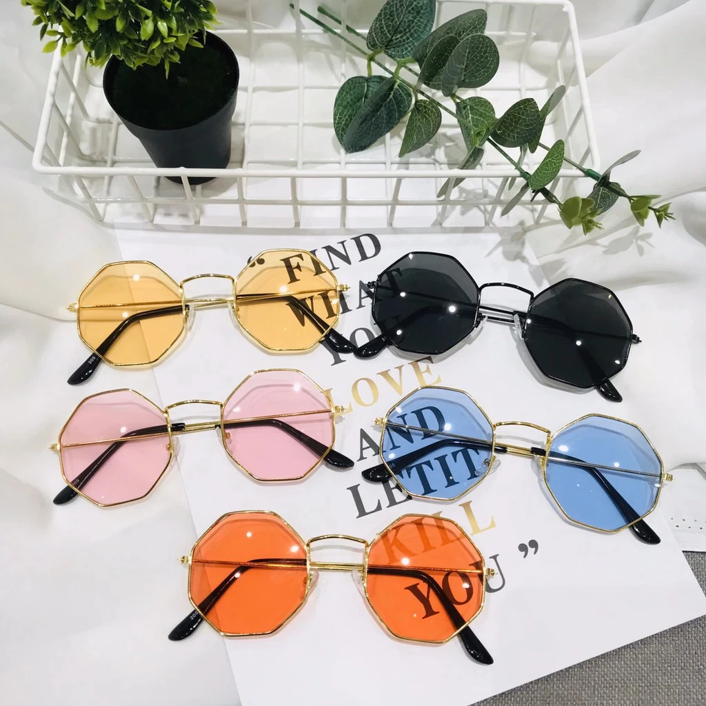 Kính Lục giác nhiều màu sắc