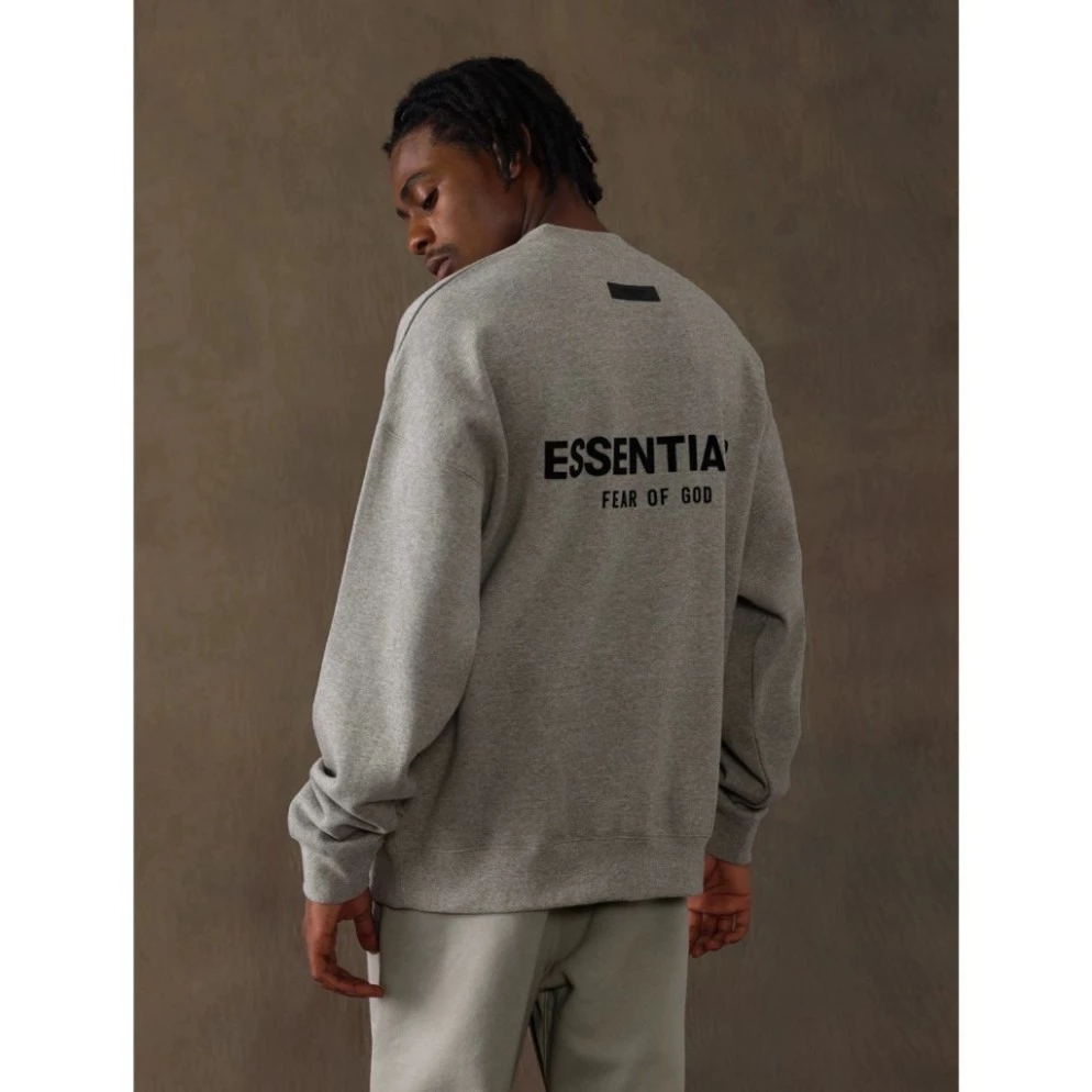 Áo Nỉ Sweater Boxy ESSENTIALS Nam Và Nữ From Rộng Basic Logo In Chất Liệu Nỉ Cotton Siêu Dày Mềm Mại Không Xù Lông