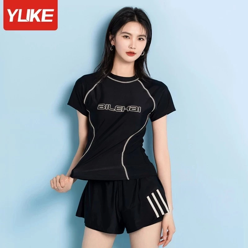 Bộ đồ bơi nữ 2 mảnh, quần đùi 2 lớp chống lộ YUKE YY22059