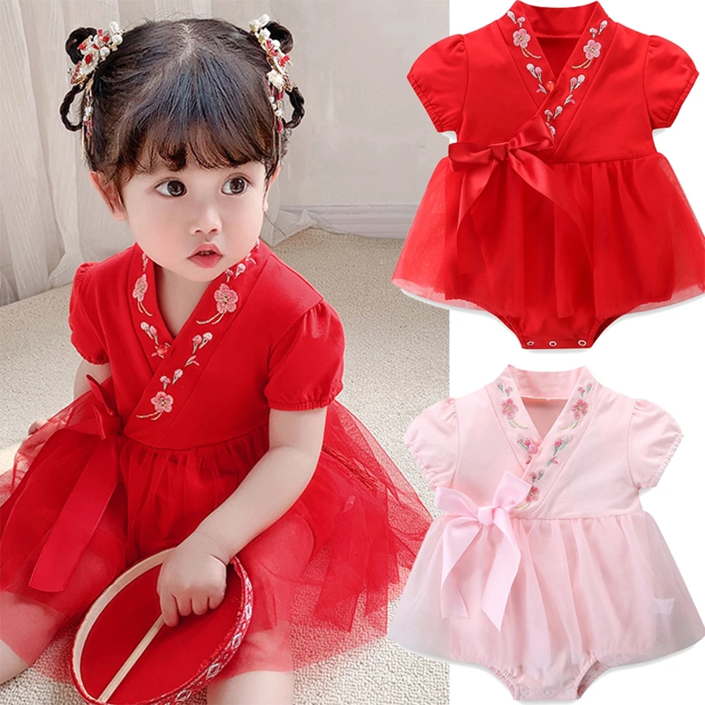 Váy một mảnh cotton màu đỏ phong cách Trung Quốc cho bé gái Bộ quần áo năm mới cho bé gái 0-24 tháng