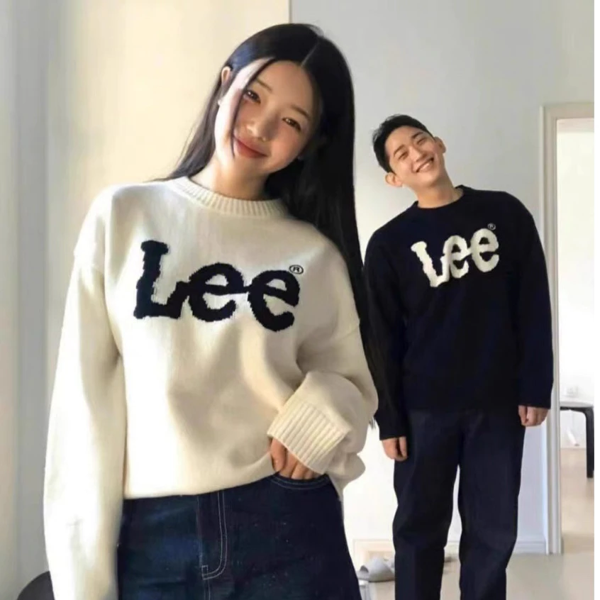 LEE  Áo len cổ tròn dài tay áo thu đông cặp vợ chồng Hàn Quốc giải trí rộng rãi sinh viên áo len dệt kim ins Trang chủ