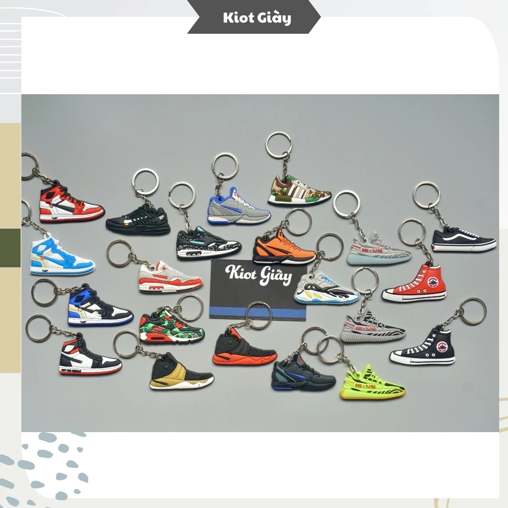 Móc chìa khoá hình giày thể thao Sneaker chất liệu cao su PVC dẻo bền đẹp 6cm x 3cm