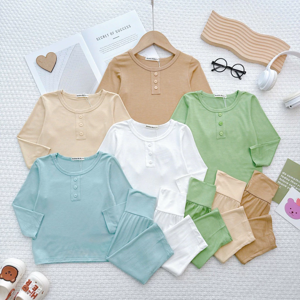 Bộ Dài Tay Thun Lạnh Trơn Cho Bé Trai Bé Gái (7-18kg), Chất Liệu Thun Lạnh Mềm Mịn Mát