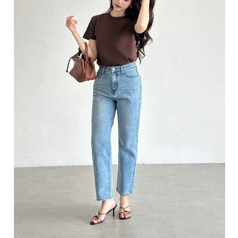 Quần Jean Ống Đứng REDE B-02D Không Co Giãn, Lưng Cao, Xanh Nhạt Wash Trẻ Trung, Tôn Dáng