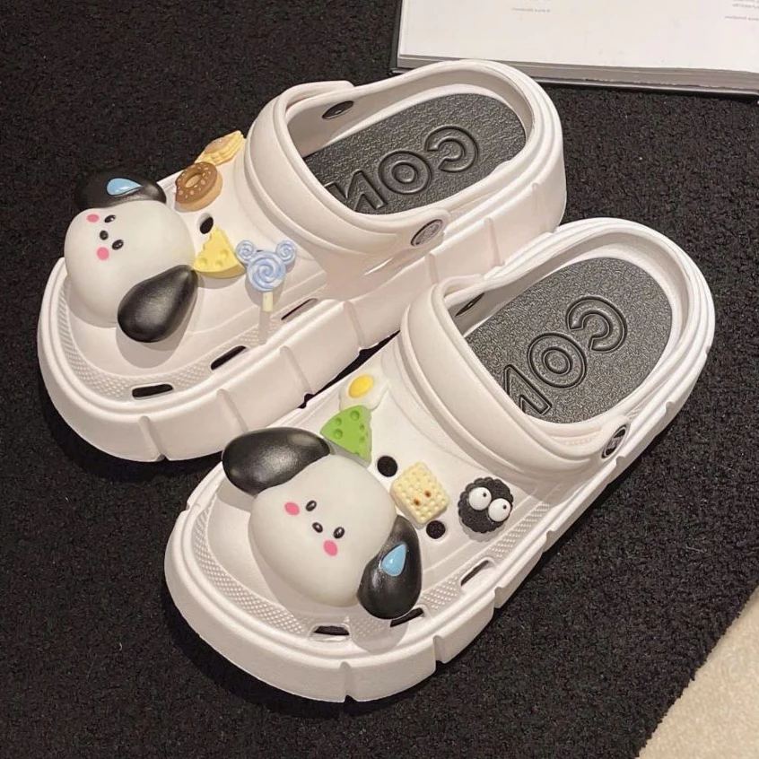 Dép Sục Nữ Có Quai [Tặng Kèm Hình Gắn Dép], Dép Nữ Bít Mũi Tôn Dáng Xinh Size 36-41 Giay zep Store-S45C