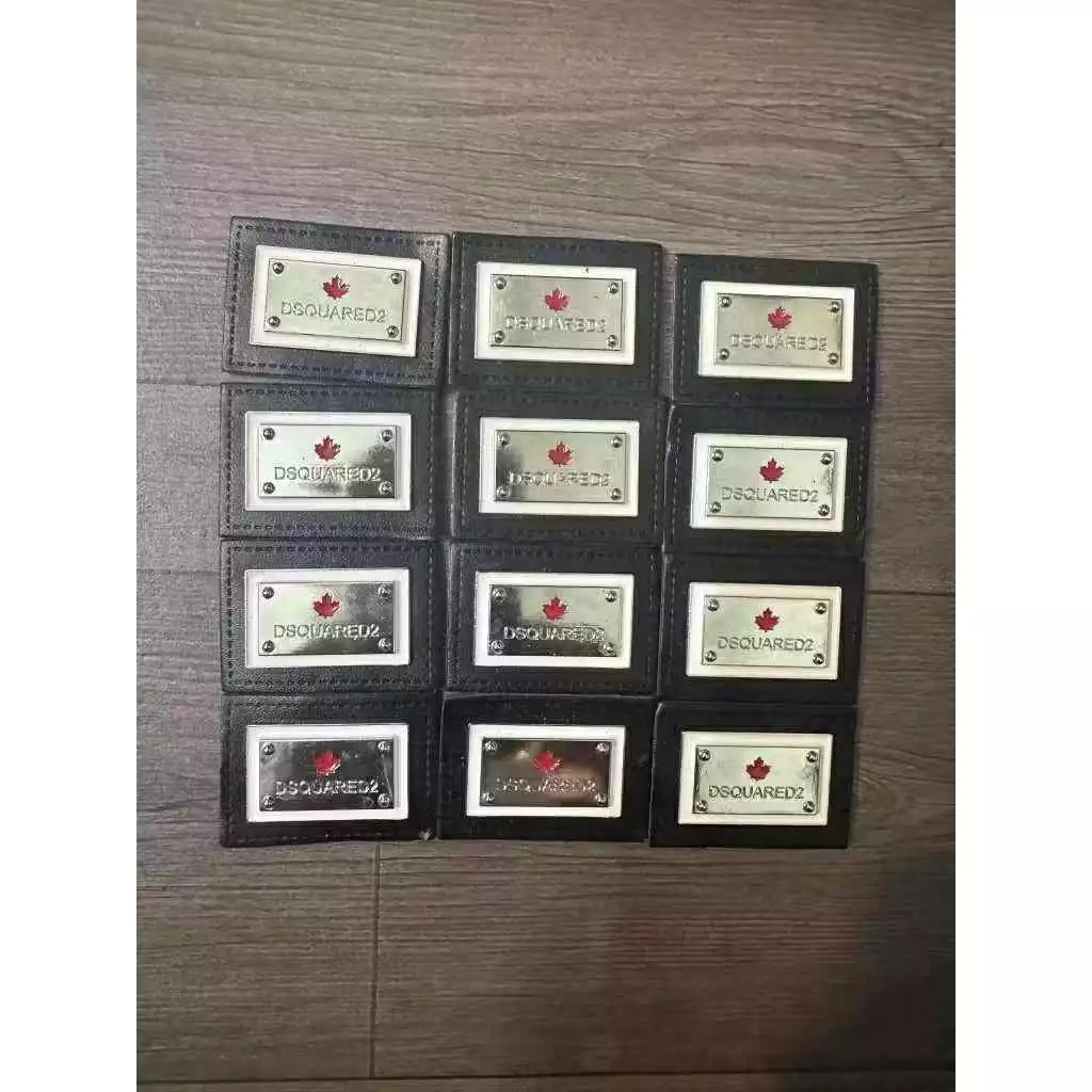 Logo sắt dsq ảnh thật siêu hot dsq2 chiếu liệu sắt ko rỉ