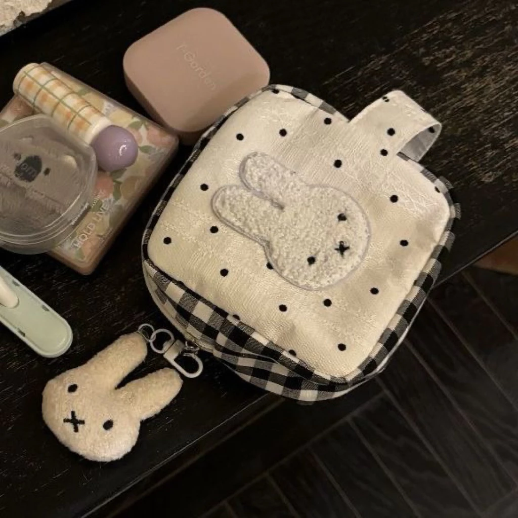 Túi Đựng Đồ Mini Thỏ Cute Chấm Bi