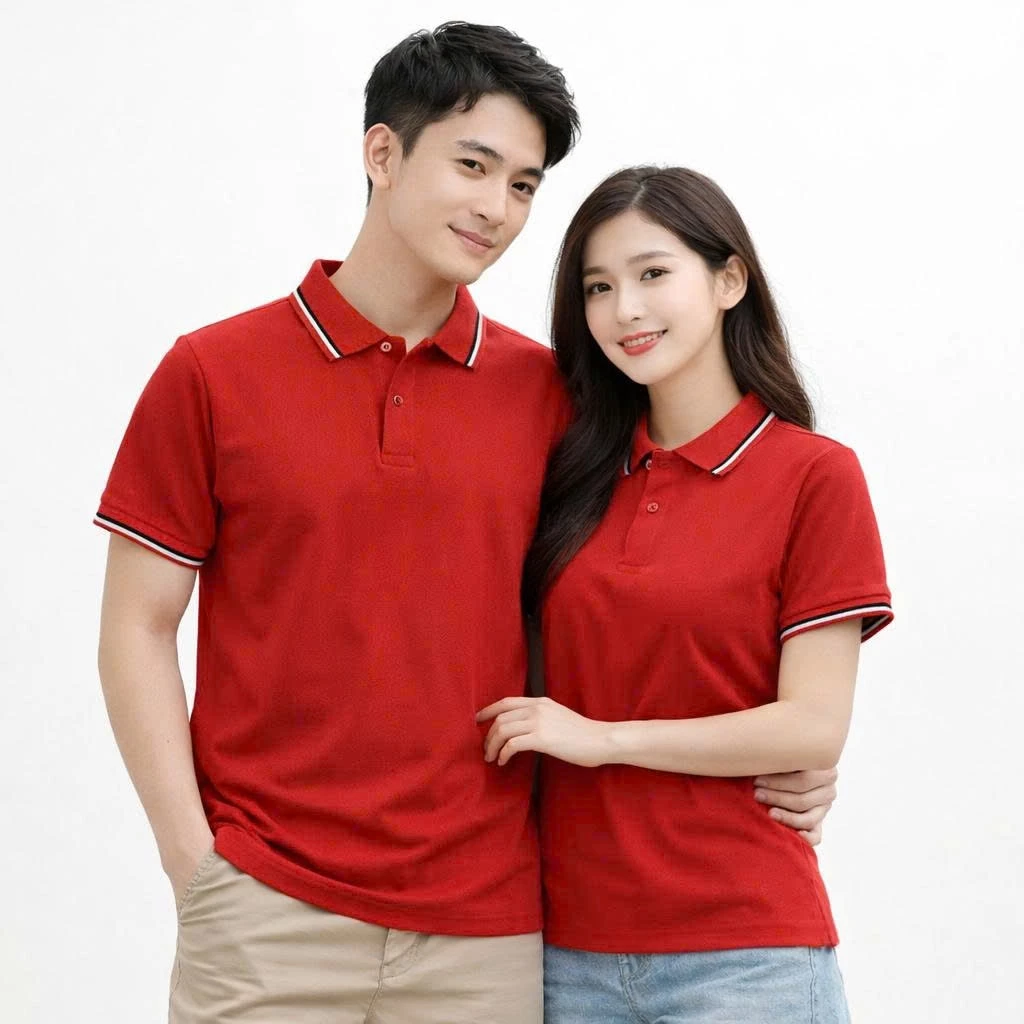 Áo Thun Có Cổ Cá Sấu 4 Chiều  Màu Đỏ Phối Bo3 Sọc ANDROMEDA Phom Xuông Đồng Phục Dùng Chung Nam Nữ