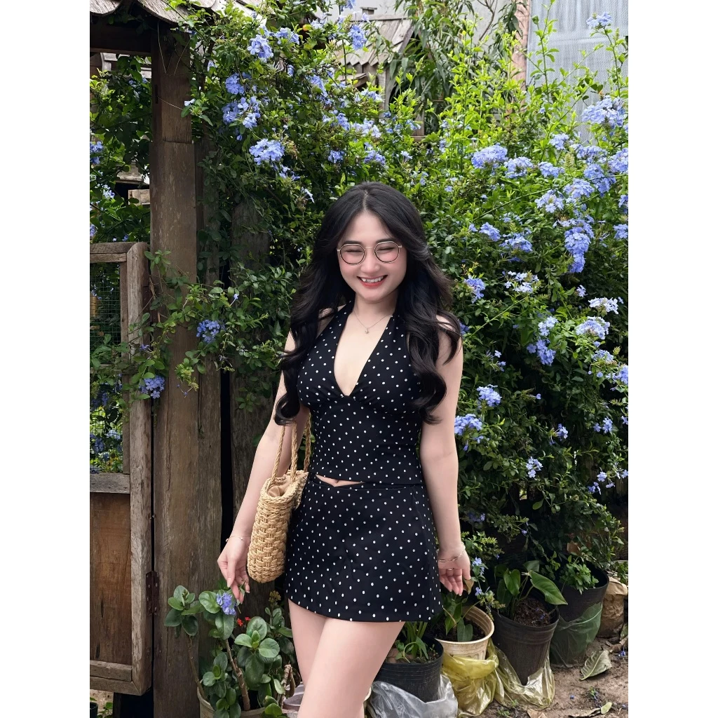 Áo Cổ Yếm Bi Croptop [Một Mẩu House]
