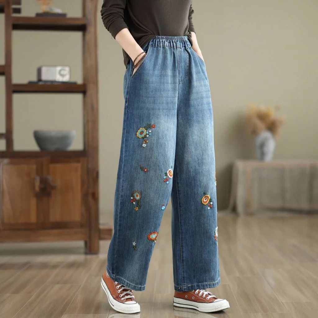 Quần jean ống rộng nữ thêu hoa họa tiết denim WJeans076