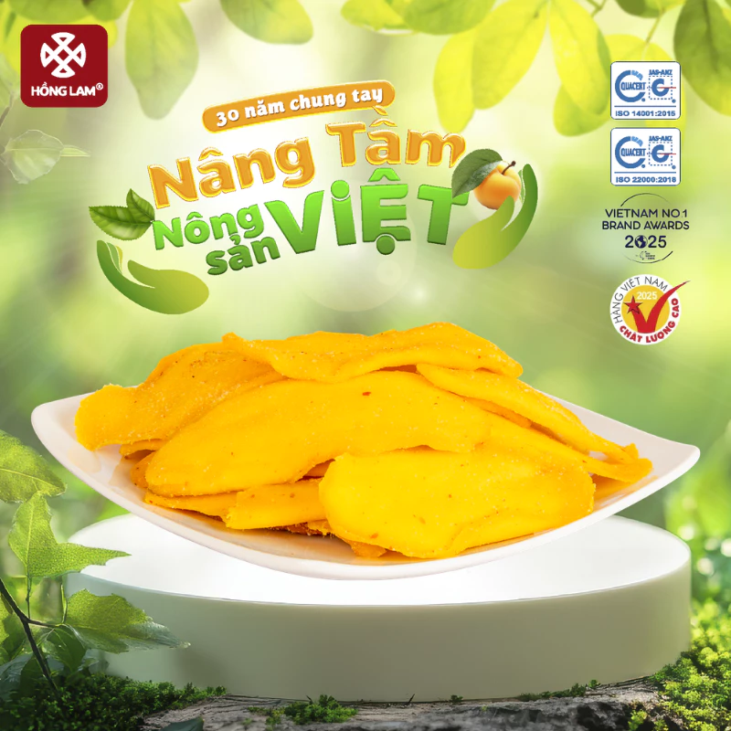 Xoài cay Tứ Quý Hồng Lam dạng hộp (200gr, 500gr) và gói (300gr). Có vị chua, ngọt, dẻo, cay