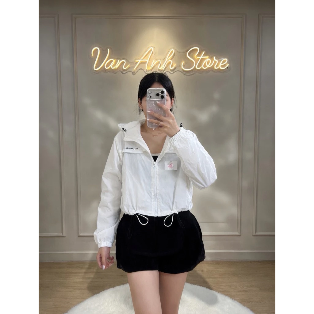 Áo Khoác Dù Nhăn Form Croptop Nữ Thêu Gabvilla, áo khoác nữ form 35-60kg dài áo 43cm có túi trong Women Top Hot