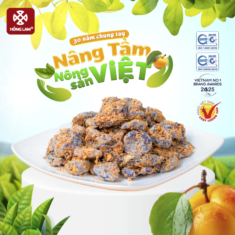Ô mai (xí muội) mơ Hồng Lam 1, dạng hộp và gói. Có vị chua, mặn, ngọt của gừng hộp