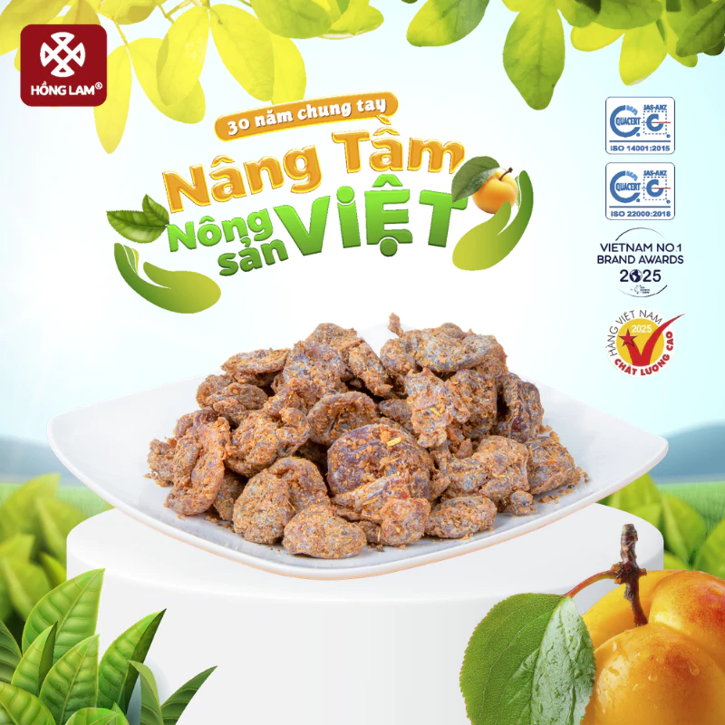 Ô mai (xí muội) mơ Hồng Lam 12, dạng hộp. Ô mai tách hạt có vị chua, cay, mặn ngọt của cam thảo