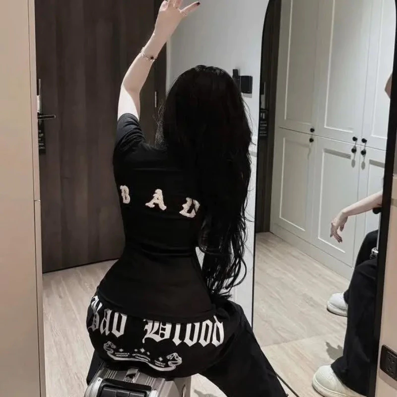 Set đồ streetwear nữ Thêu chữ BAD cá tính, áo thun + quần dài phong cách Hàn Quốc