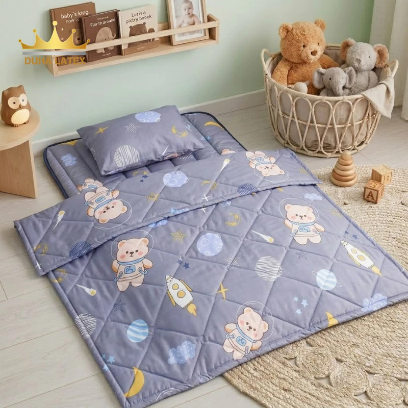 Nệm Topper Tencel MicroFiber và Chăn gối trẻ em dễ thương vải Tencel mát mẻ thân thiện làn da