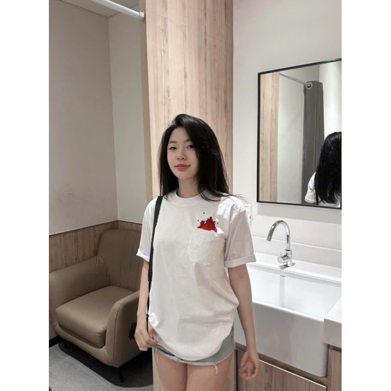 Áo Thun Thêu Logo LOWE NGỌN LỬA Mix Túi Chất Cotton Form Rộng Thời Trang Nữ Nam 2026