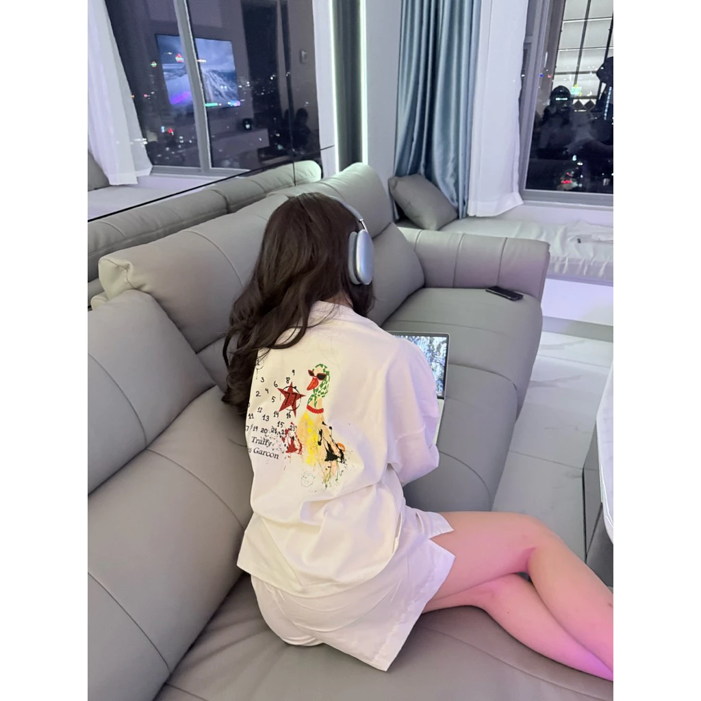 Áo Thun Tay Dài Long Sleeve TRAFFY "Chaos Ducky" Form OVAL Cotton 2 Chiều Unisex