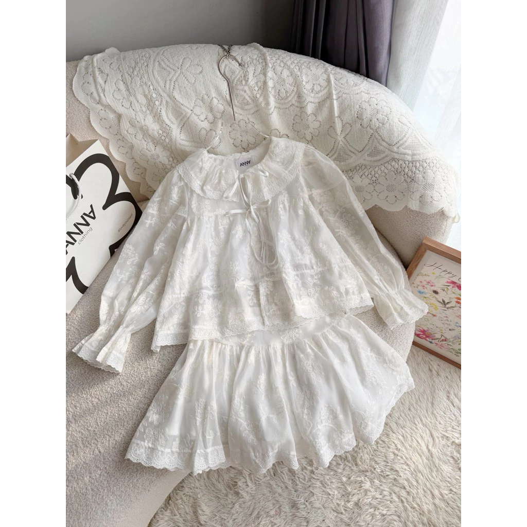 Set Bộ Hai Món Áo Ren Trắng Hoa Thêu Nổi Anna - Set Maly