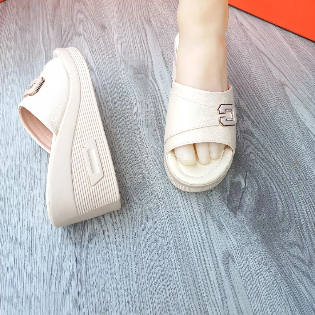 DÉP XUỒNG 6P CHỮ C SIZE 36-39 MANG ÊM CHÂN