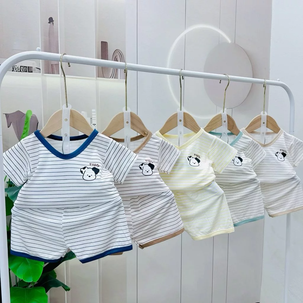 Bộ cộc peptit cổ tim Trend Pugfy mềm mát mặc hè cho bé