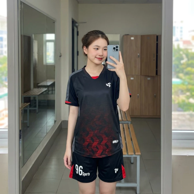 Bộ Đồ Đá Bóng Nam Nữ RAIDER ĐEN In Tên Số Theo Yêu Cầu Cho Áo Đội Áo Lớp Vải Mè Thái