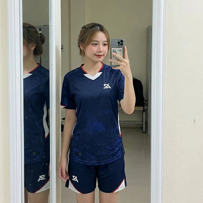 {MKRAVID XANH ĐEN} Quần Áo Bóng Đá Đội Nhóm In Tên Số nam nữ – Vải Mè Thái Không Bí Nóng