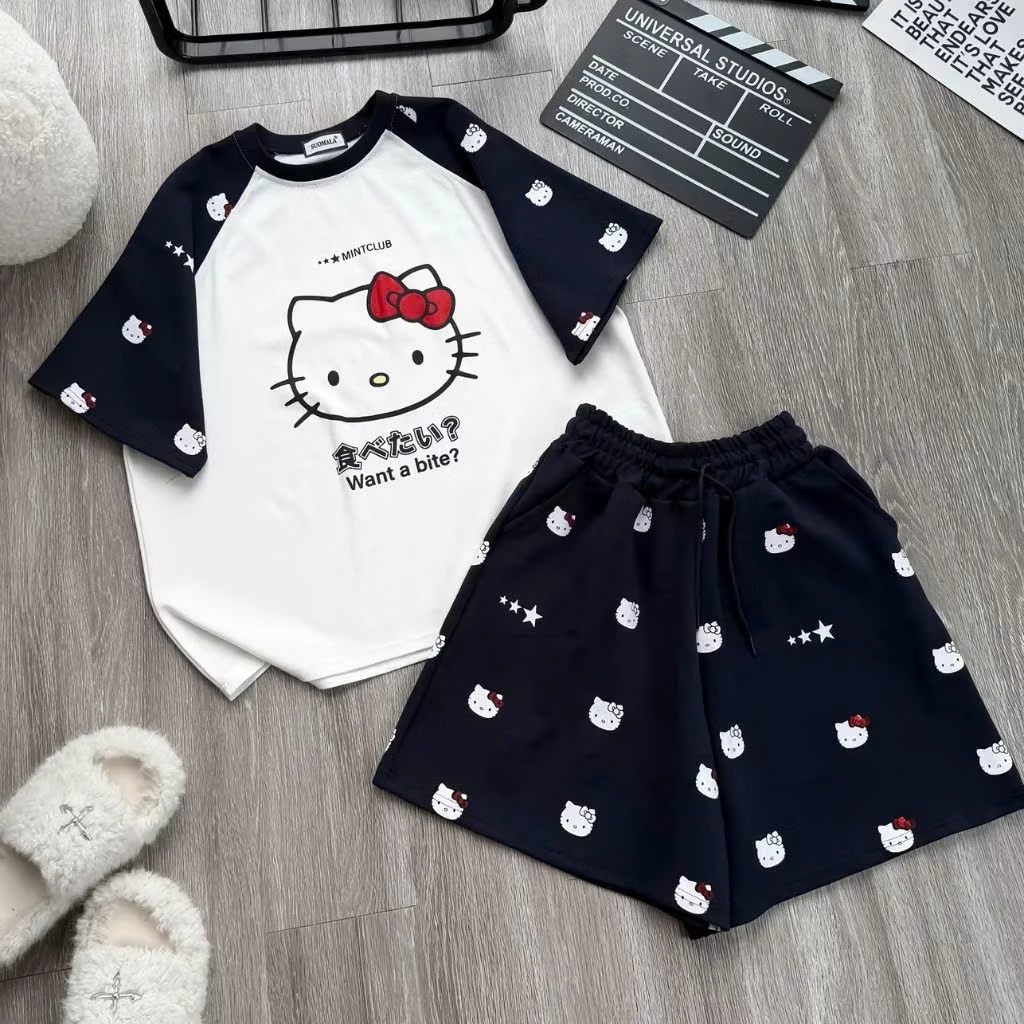 Set Quần - Áo Nhà Kemshop x Hello Kitty / Raglan Long Sleeve Form Boxy  Màu Trắng Phối Tay Navy /Đỏ