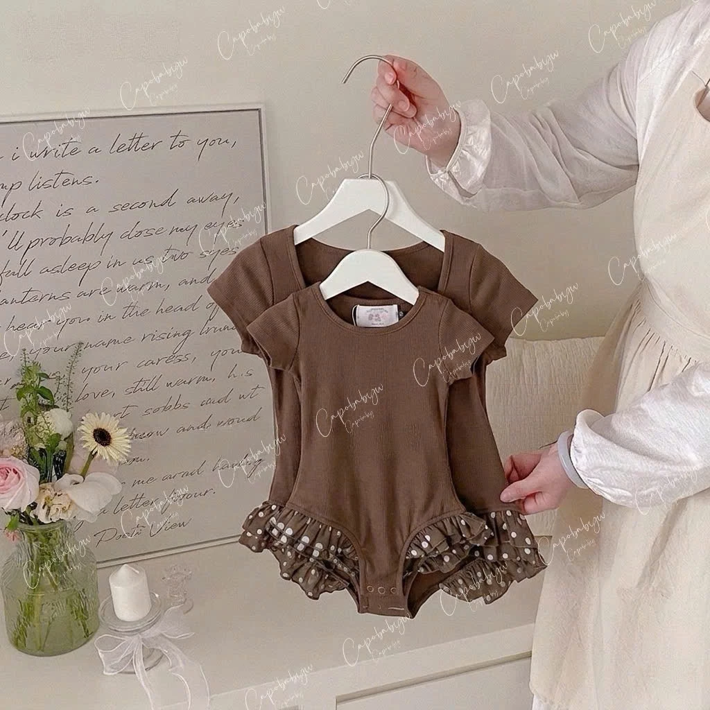 Set đồ bơi bodysuit bé gái chấm bi siêu xinh- tone nâu trendy cực tôn da, phối bèo chấm bi [PD014]