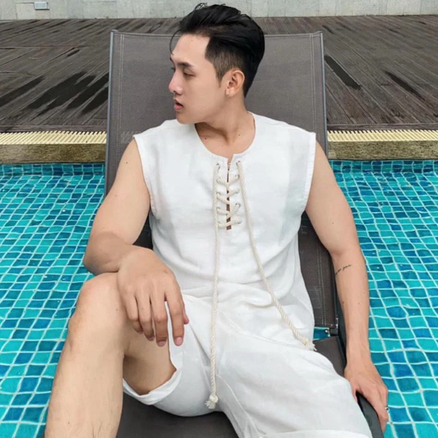 Sơmi cổ V đan dây - Clean Shirt ngắn- Minimal style