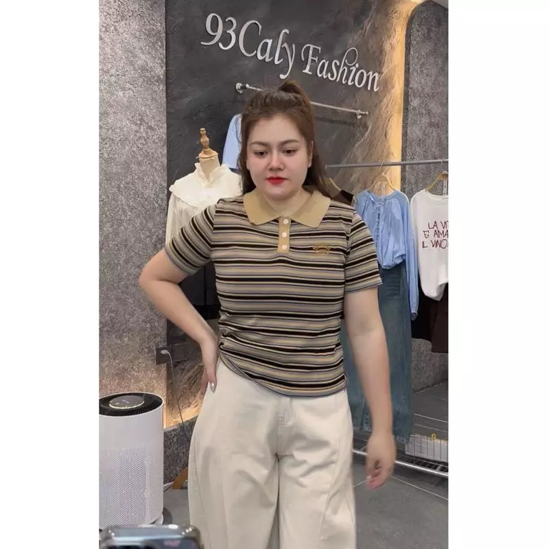 2358 BIGGSIZE Áo thun polo nữ cộc tay phối màu cổ kẻ ngang thêu chữ nhỏ