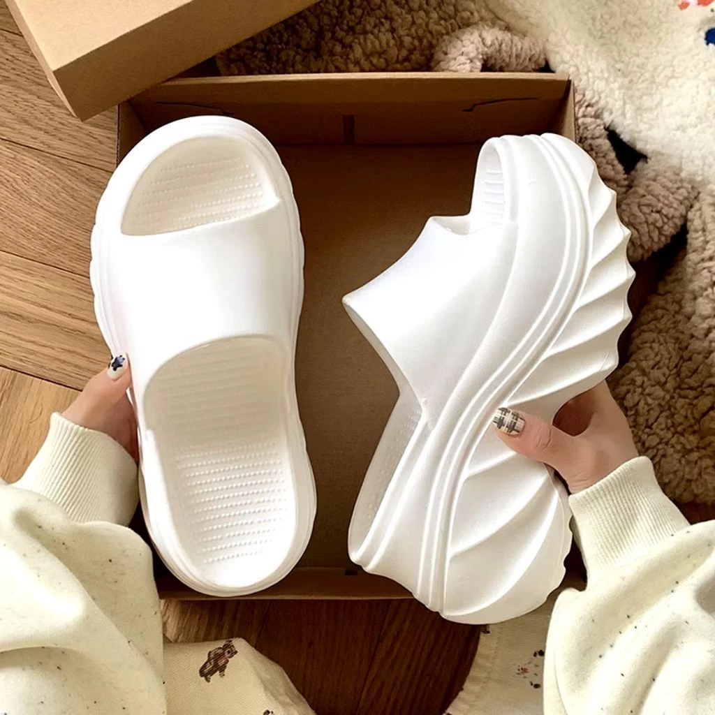Dép Nữ Dép Bánh Mì Thời Trang Đế Cao 7 cm Thời Trang Cao cấp Mềm ,nhẹ ,êm