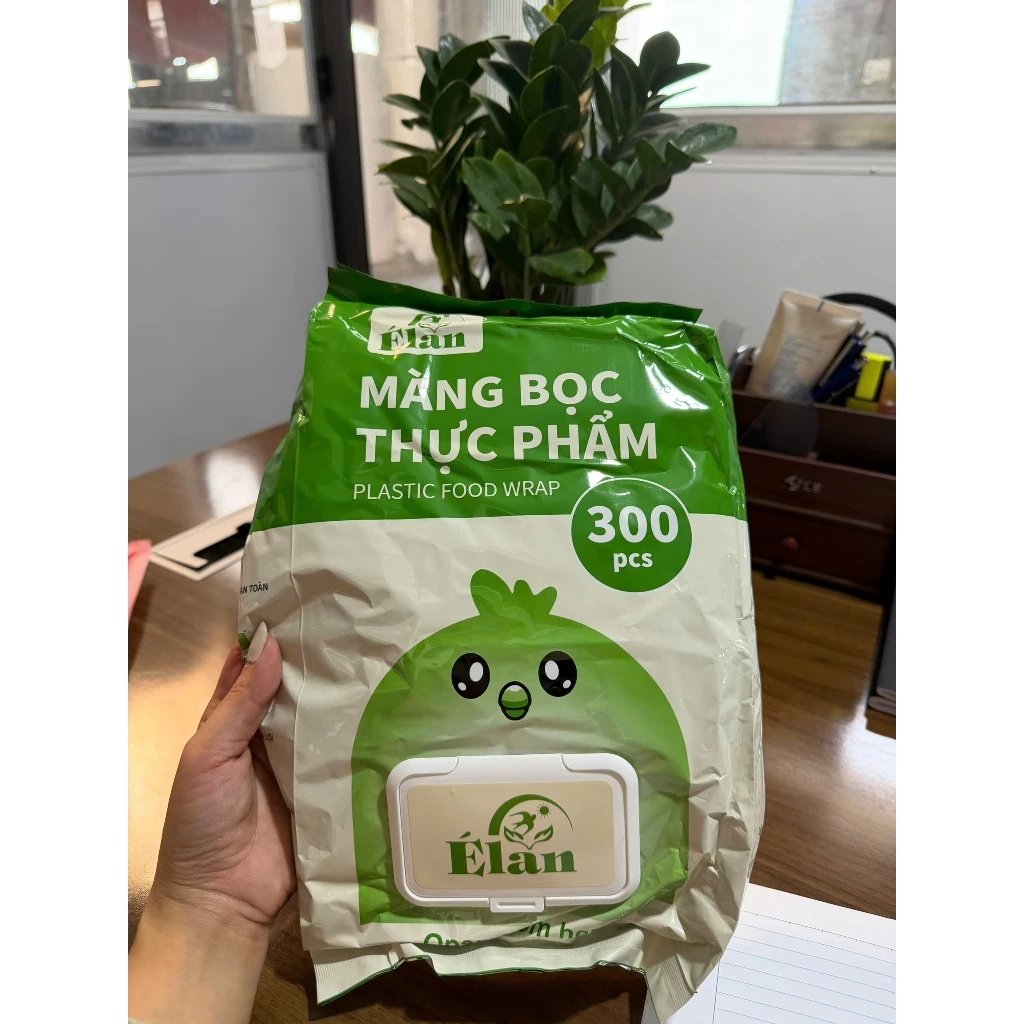 Túi 300 cái bọc thực phẩm treo tường Élan, chất liệu PE an toàn, chun siêu dai và đàn hồi cao.