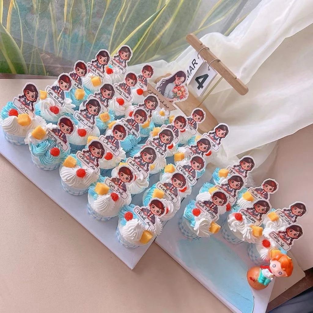 Thẻ cắm bánh kem chibi Thầy cô - học sinh hottrend sz 3*6cm ( tặng 1 thẻ thầy + cô cho combo 50c)