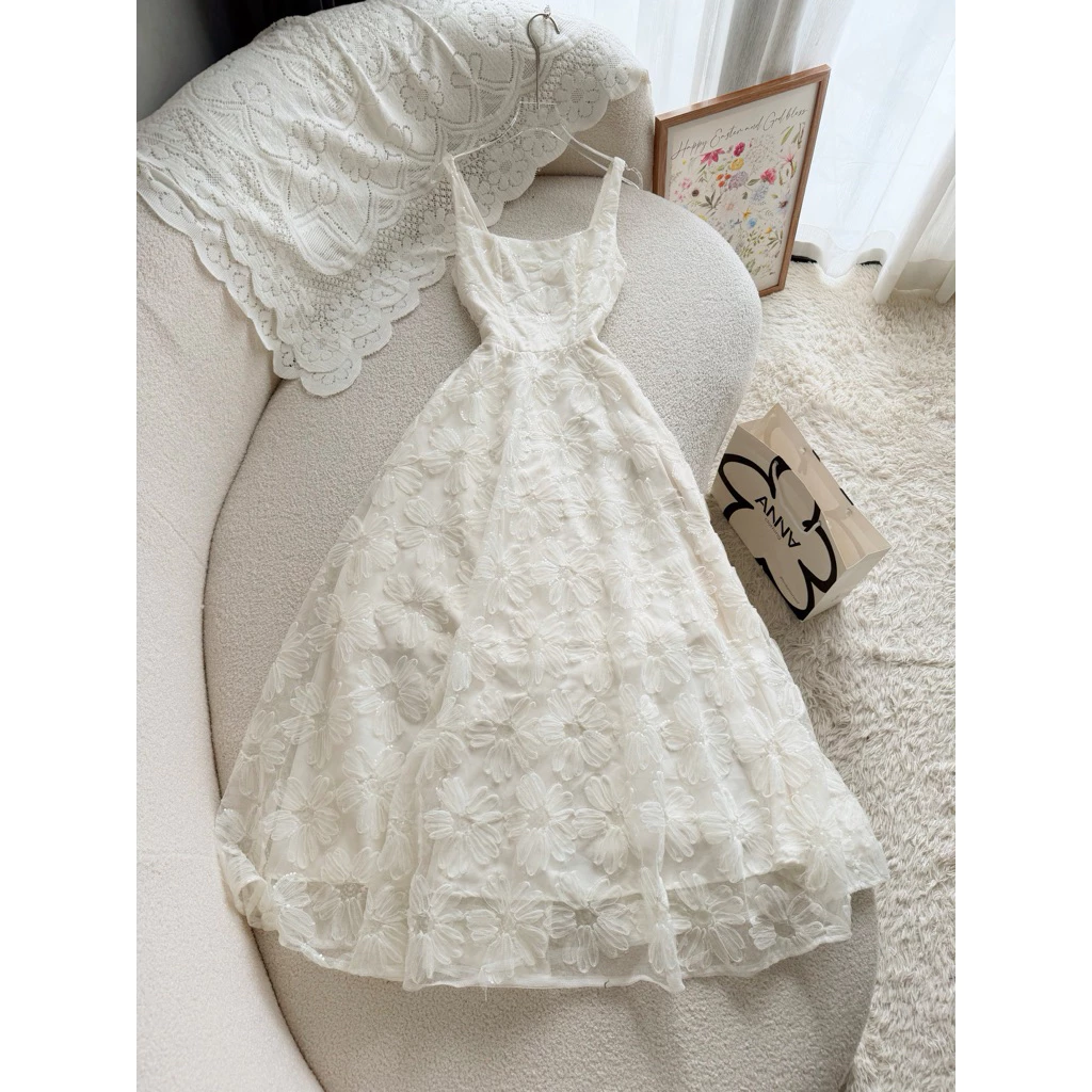 Đầm Kiểu Nữ Ren Hoa Kem Dáng Dài Anna - Fenna Dress