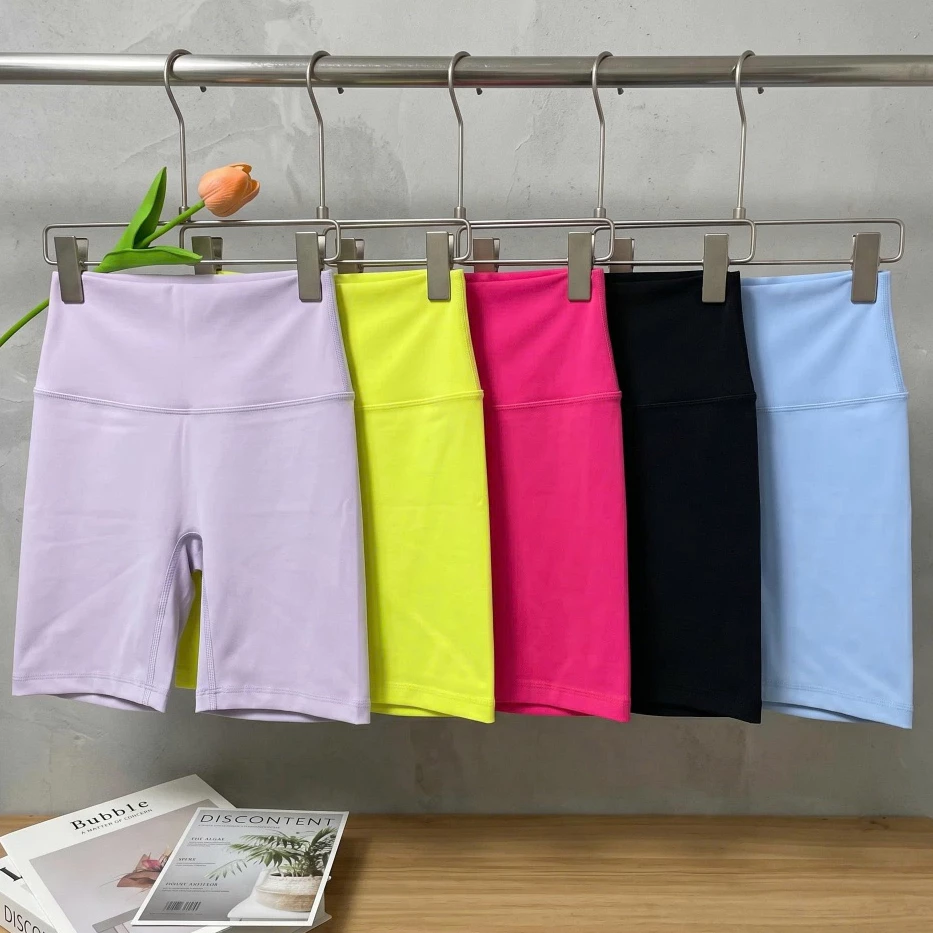 Fom rộng - Quần Short Thể Thao Nữ 707D - Co Giãn, Năng Động, Thoải Mái