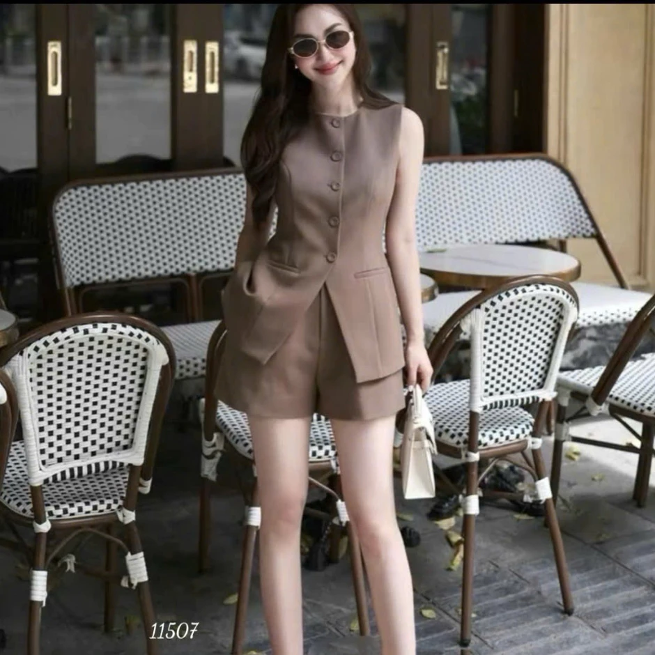 SET Bộ Nữ GILE Thời Trang CÁ TÍNH Phối Viền SỌC Áo LÓT LỤA Thân Trước