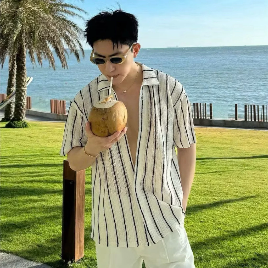 ÁO SƠ MI KẺ SỌC TRẮNG ĐI BIỂN , ĐI CÀ PHÊ HOT 2026 THỜI TRANG