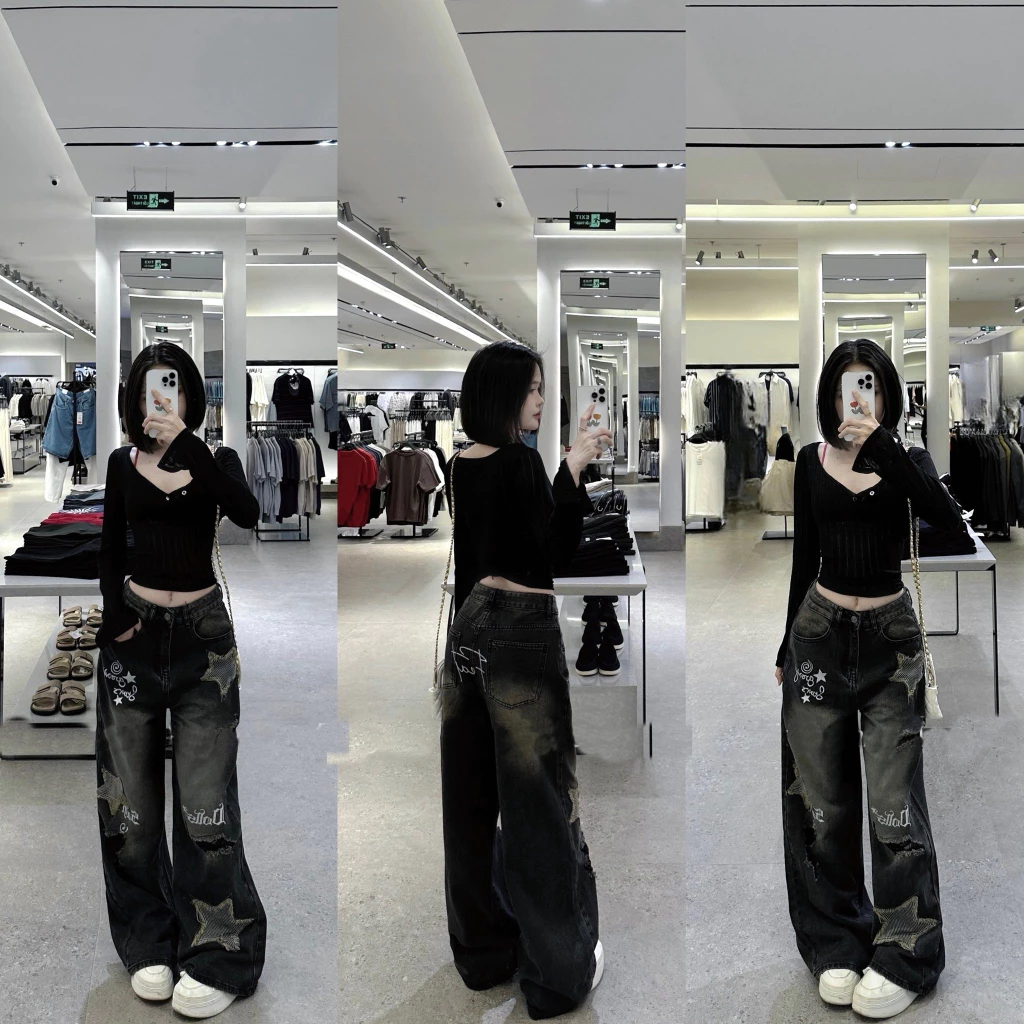 QUẦN JEANS ỐNG RỘNG NỮ LƯNG CAO THÊU NGÔI SAO CHỮ ĐÙI KÈM RÁCH ĐÙI MÀU XÁM ĐẬM WJeans041