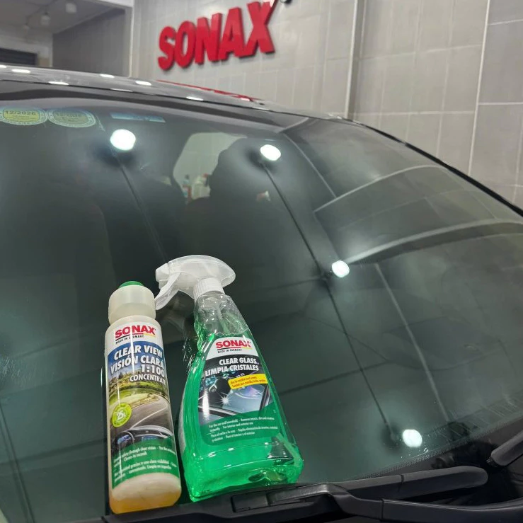 COMBO nước rửa kính và nước lau sạch kính xe ô tô - SONAX 317114 và 338241
