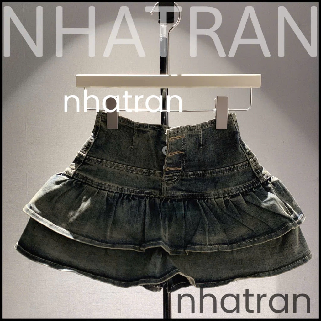 Chân váy jean nữ phom ngắn xòe 3 nút chất jean co dãn có lót quần bảo hộ WCVJ49