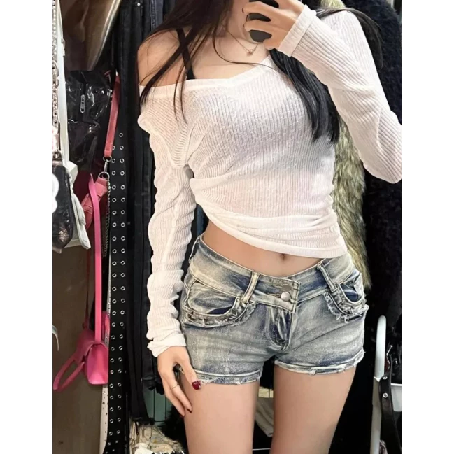 Quần Short Jean Nữ Cạp Trễ Wash Bạc Phong Cách Y2K Cá Tính QJ888