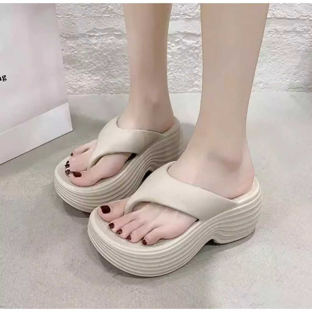 Dép Tông Đế Xuồng Nữ EVA Không Thấm Nước Đi Biển Đi Chơi Đế Cao 9cm - Lù Store - 2521
