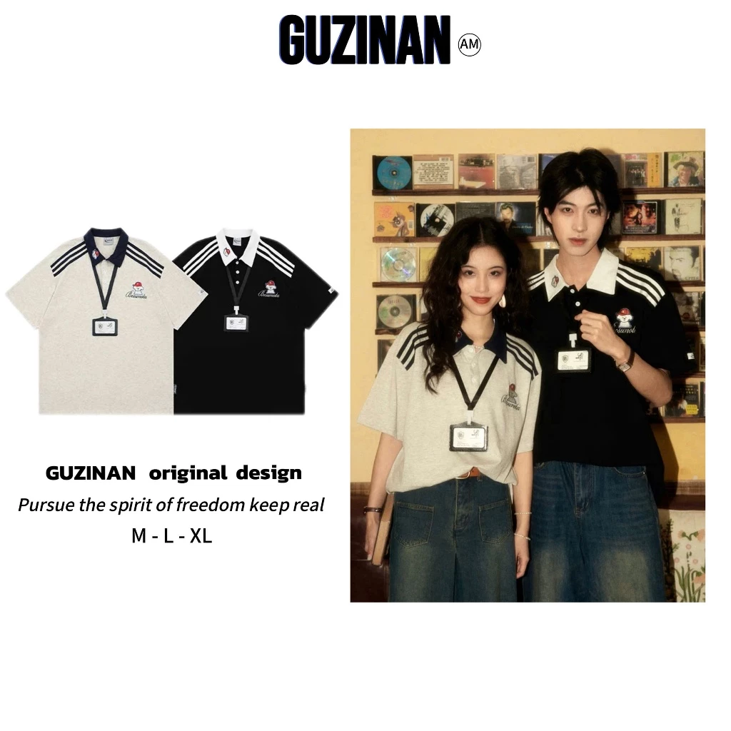 Áo Polo Cộc Tay Thêu Gấu Phối 3 Sọc Phong Cách By Guzinan Chất Liệu Vải Cotton 250Gsm Thoáng Mát Thấm Hút Mồ Hôi Nam Nữ