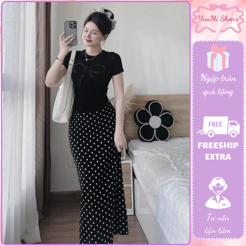 Outfit nữ trẻ trung áo kiểu ngắn tay đính nơ đen mix chân váy suông chấm bi vải thun mịn sành điệu HCOM25623
