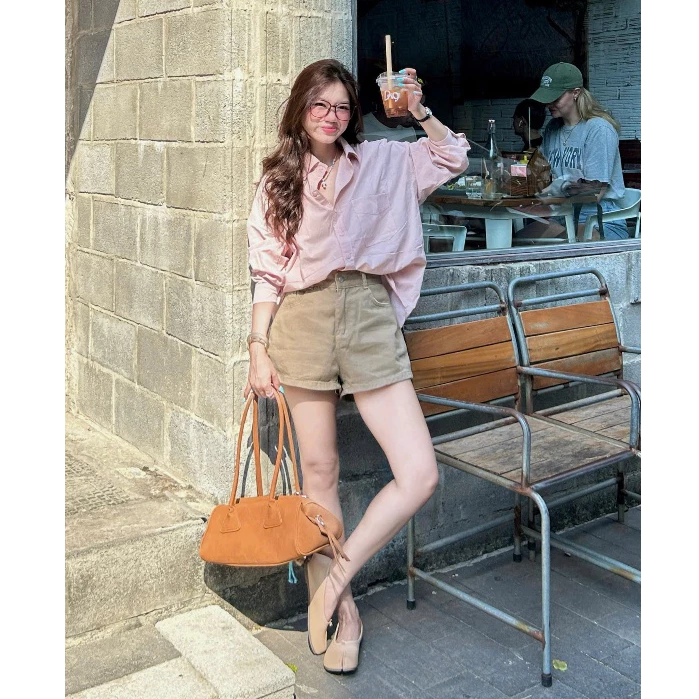 (ẢNH OLDSCHOOL) Quần short jeans nâu ngố mềm cạp trễ Q8620