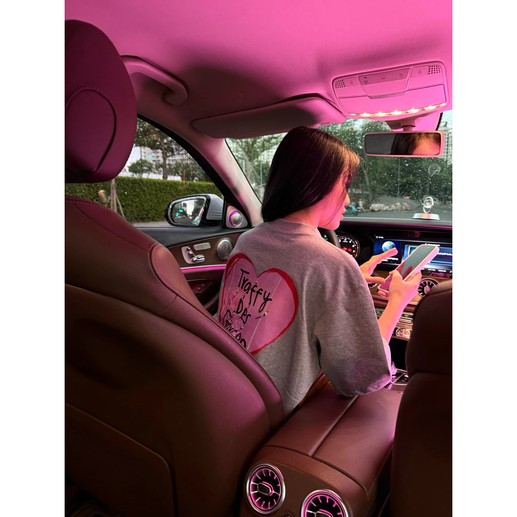 Áo Thun TRAFFY "Hearts2Hearts” Form REGULAR Stargirl/ Starboy Cotton 2 Chiều Unisex