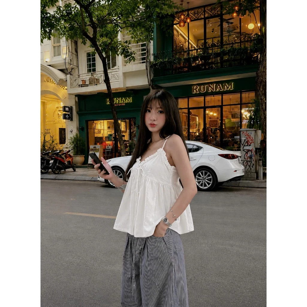 Áo 2 dây babydoll dáng ngắn viền bèo vân mây kiểu nữ mix đồ hằng ngày