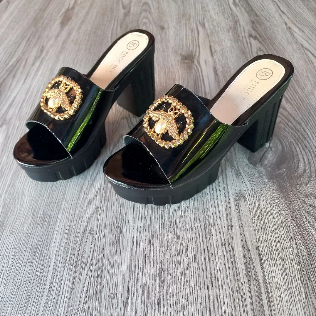 DÉP TRUNG NIÊN.ĐẾ KẺ CAO 8P MÁC ONG SIZE 36-39